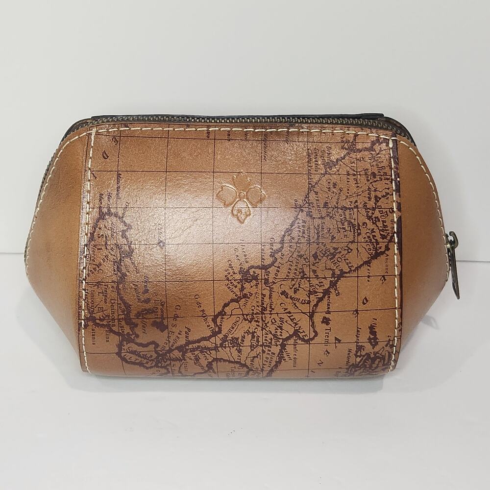 Patricia Nash Signature Map Print 100% Leather Cosmetic Toiletries Case